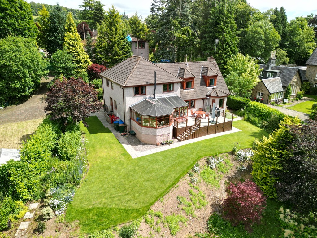 Ericht Braes, Balmoral Road, Rattray, Blairgowrie