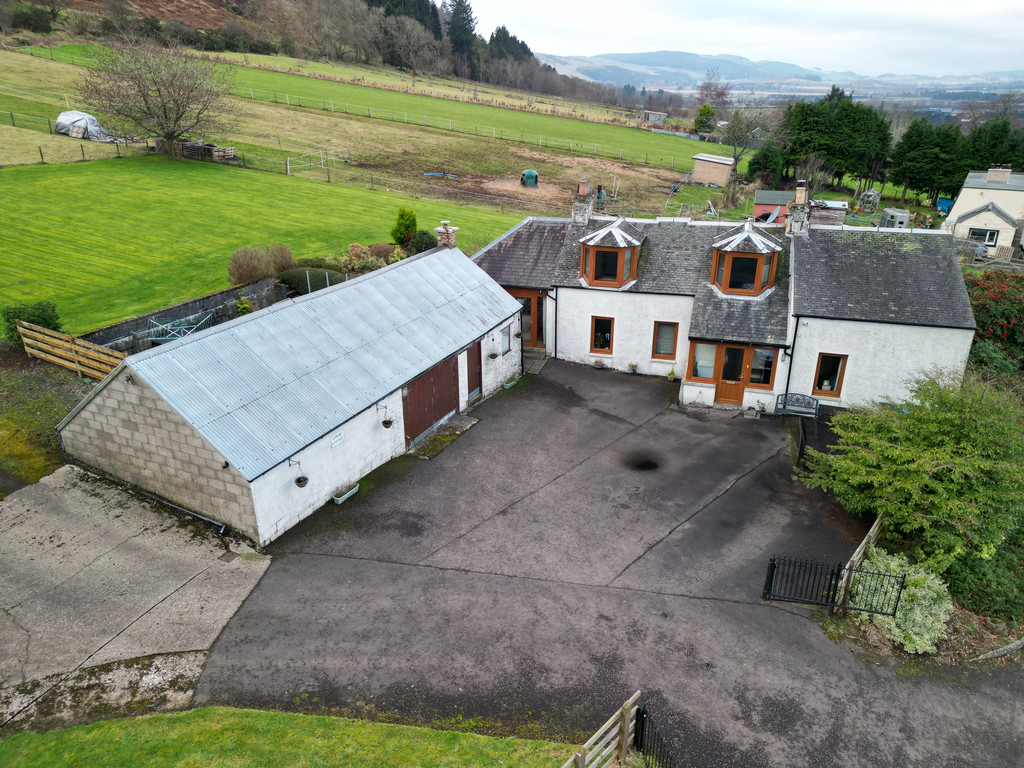 Gowrie Cottage, Glenfoot, Abernethy, Perth
