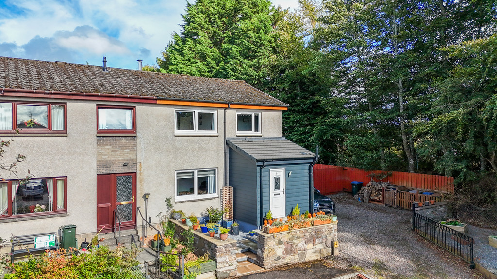 Park Terrace, Aberuthven, Auchterarder