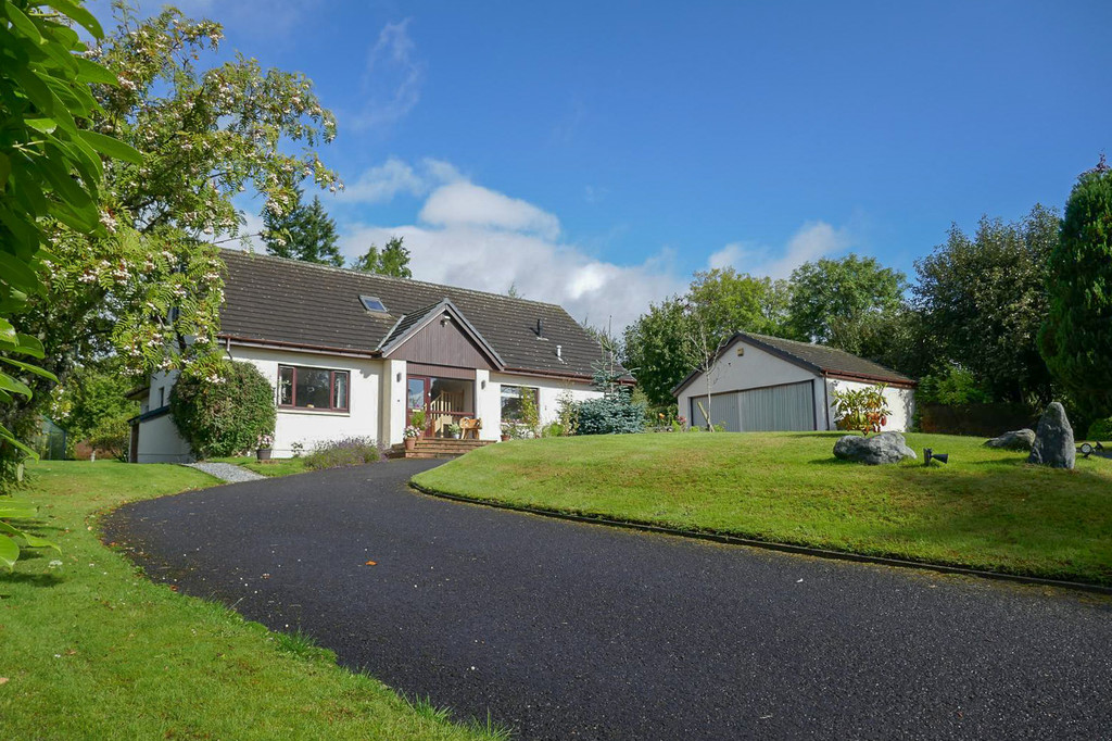 Moville,Kinnaird, Pitlochry