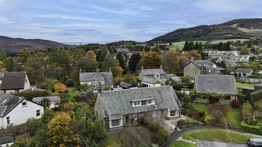 Parkcroy Crescent, Pitlochry