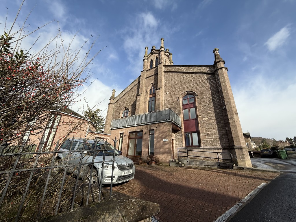 5 St.Ninians Court