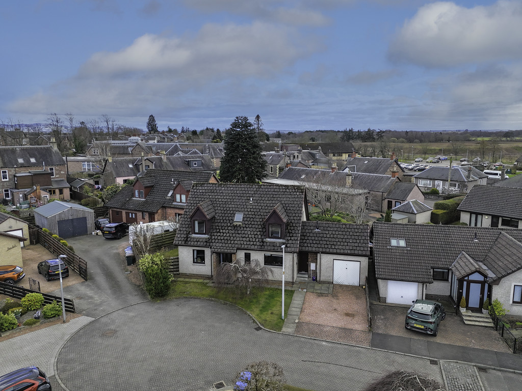 Lochinblair Gardens, Blairgowrie
